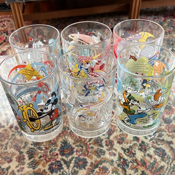Disney Other - Disney Colorful Character Glass Set
